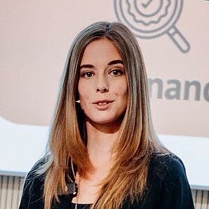 Larissa Mikolaschek